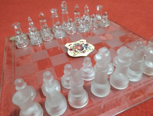 Maharaja Glass chess set - Image 3