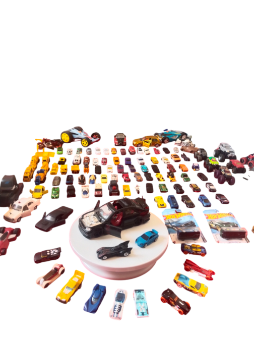 3.INTERNATIONAL HOT WHEEL COLLECTION - Image 2