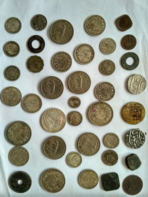 9.ANTIQUE NATIONAL & INTERNATIONAL COIN COLLECTION - Image 2