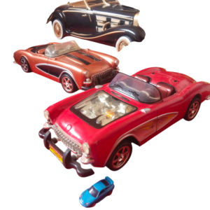 7.INTERNATIONAL VINTAGE TOY COLLECTION